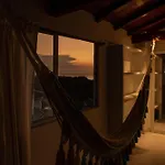 Comodo Apartamento Con Vista Al Mar Y La Montana